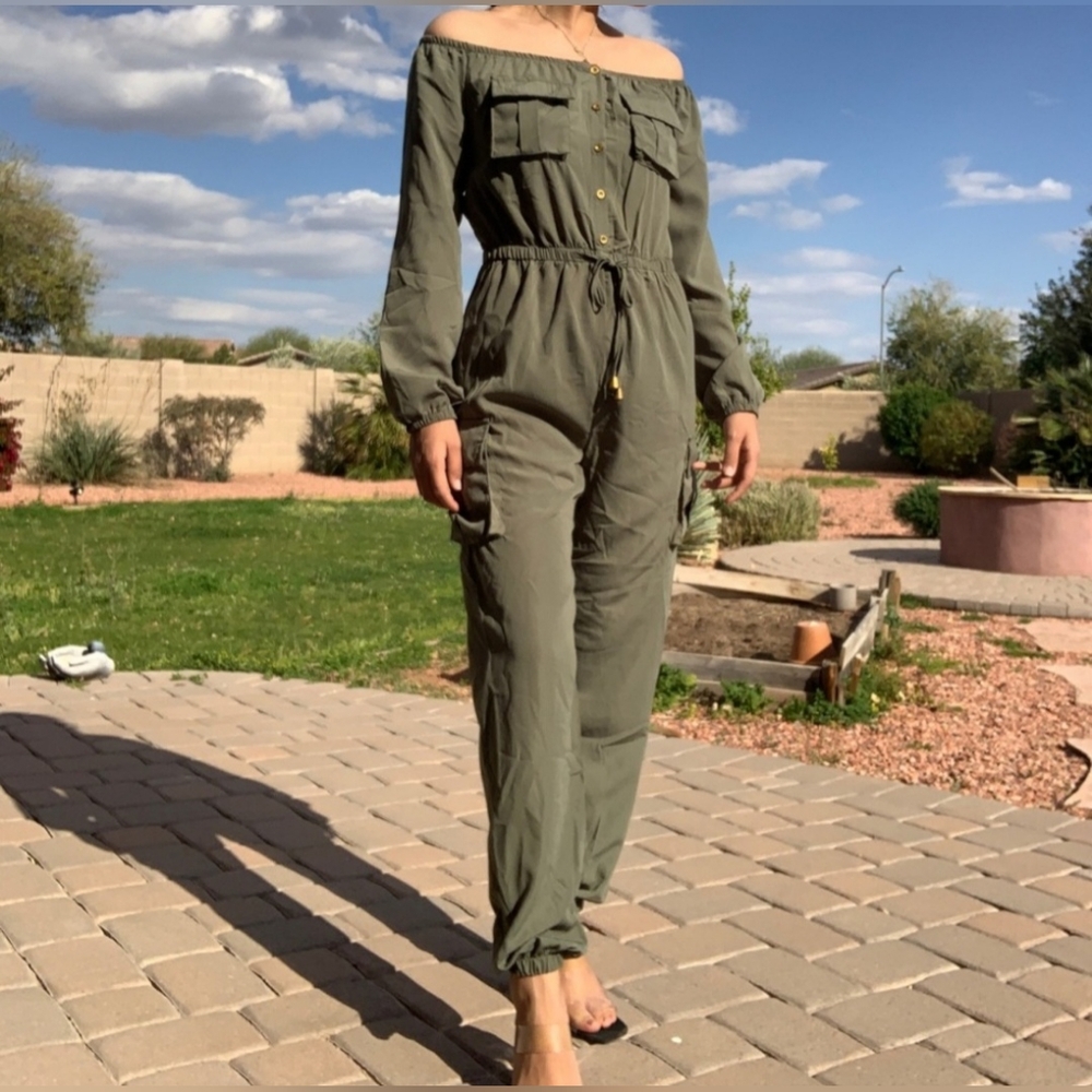 Iris Olive Pull Up Bell Sleeve Off The Shoulder Cargo Style Sheer Jumpsuit SizeL